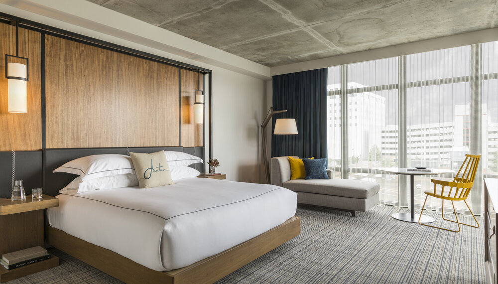Aertson guestroom